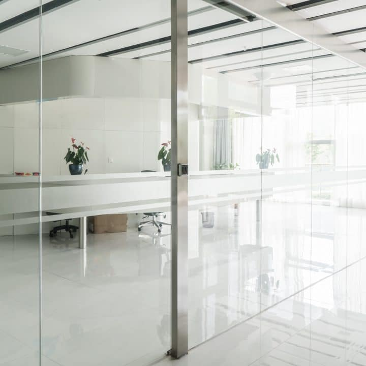 Portes en verre trempé